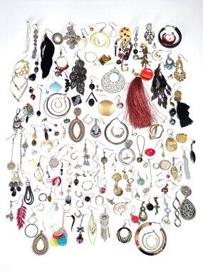 Huge single earring bundle